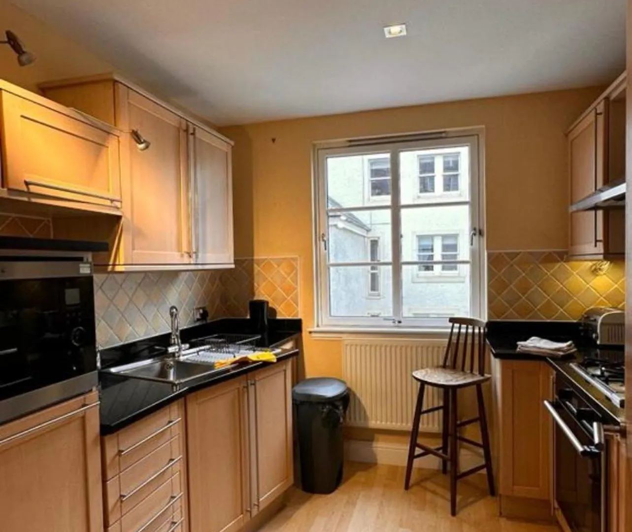 Cozy Inn Edinburgh 0*,